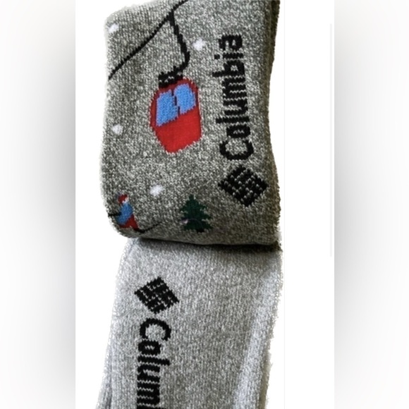 Columbia WOMEN’S MOUNTAIN SOCKS - size 9- 11 - Picture 3 of 4